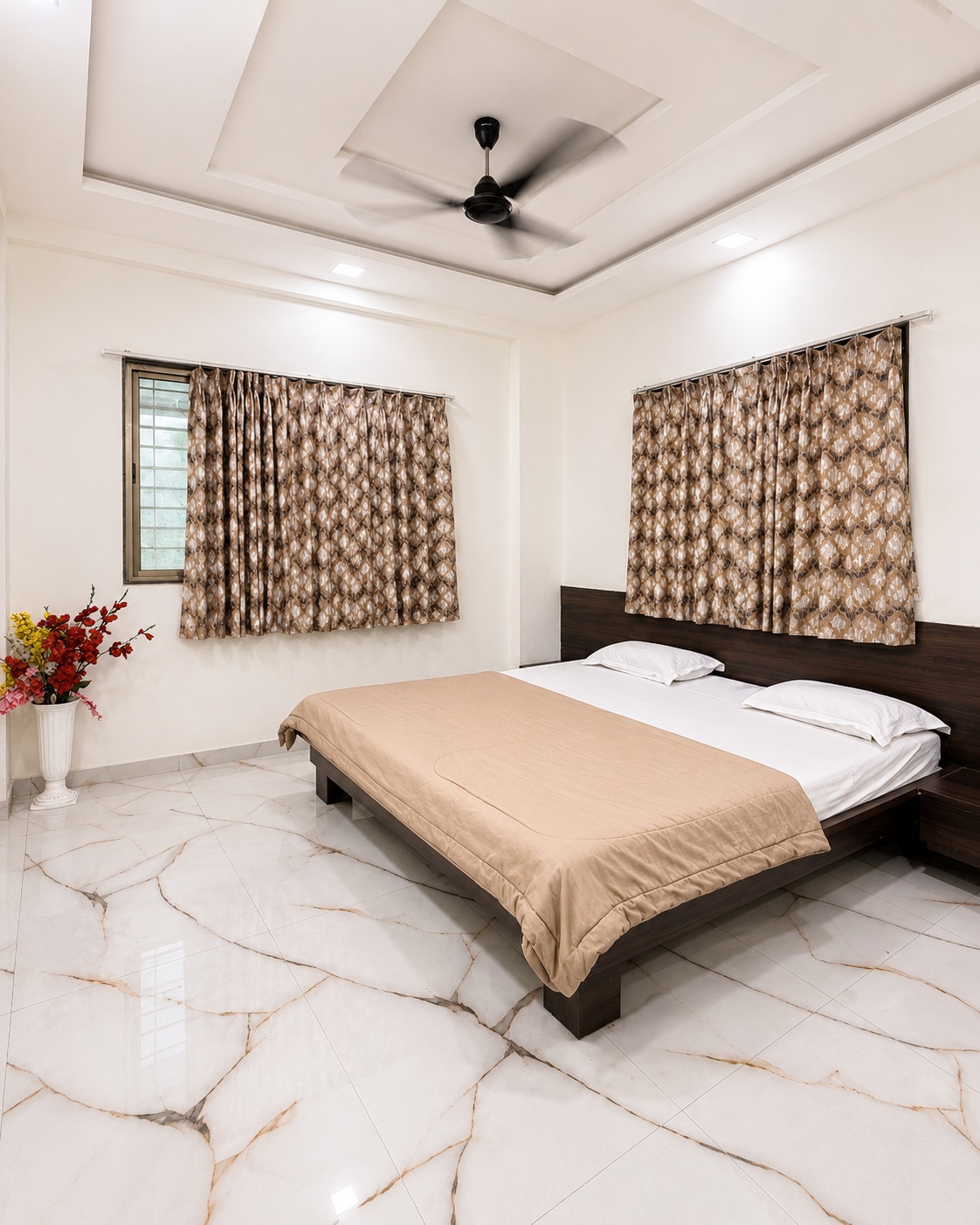 Non AC room at Hotel Dnyaneshwari Inn